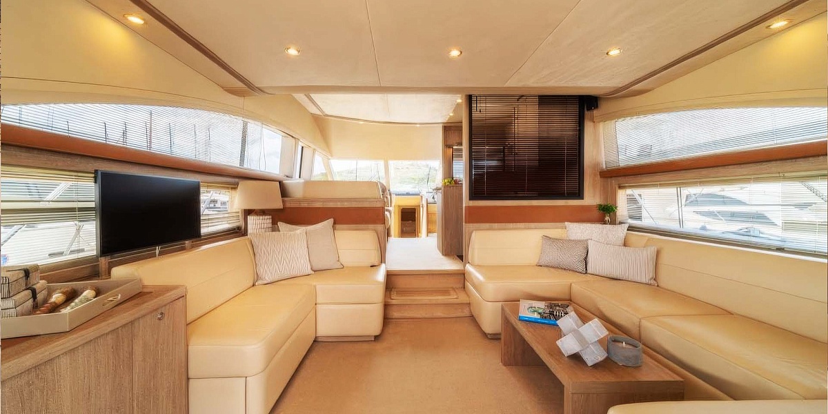 Аренда яхты Princess 62 DIAL в Миконосе